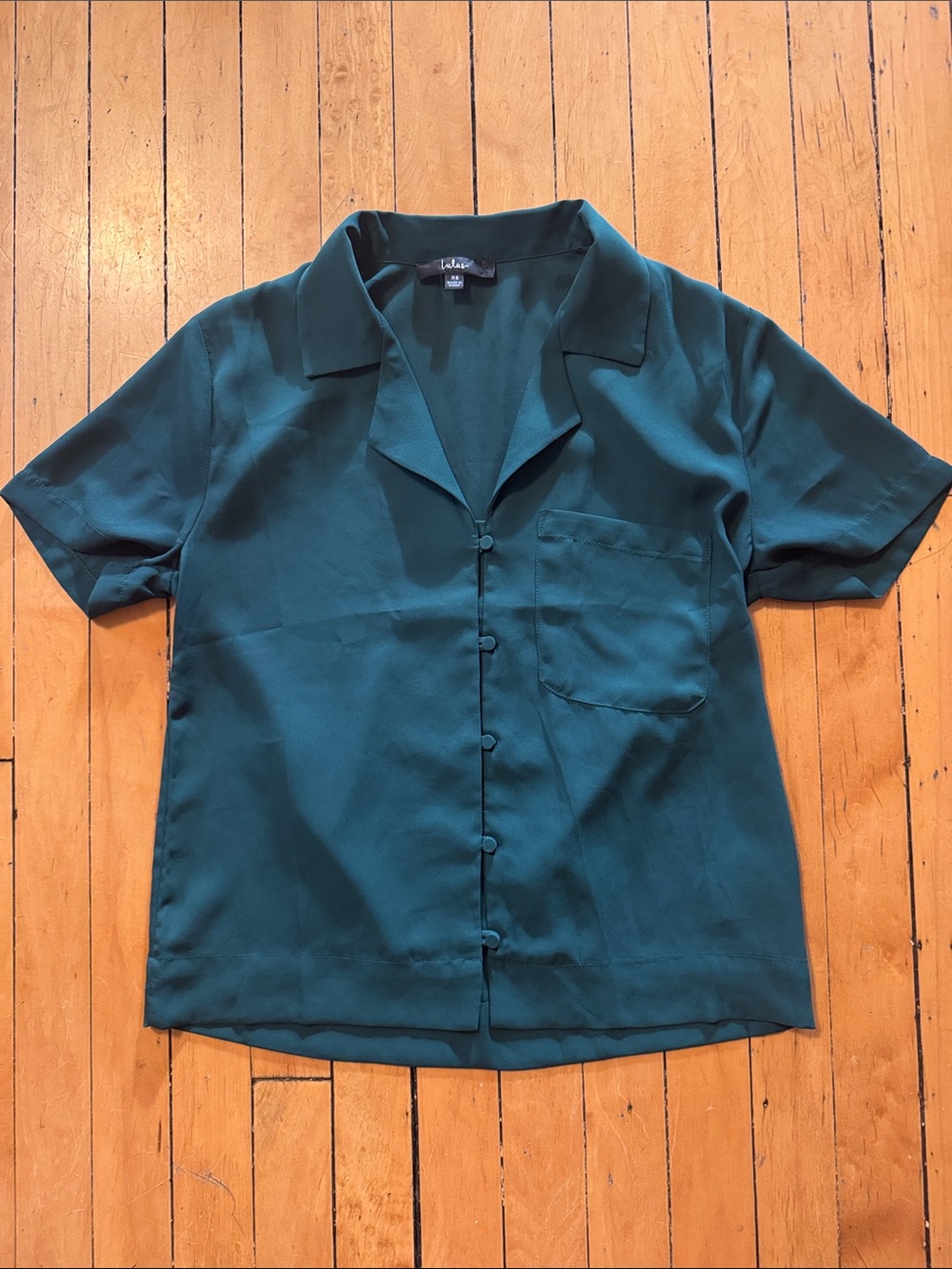 Green Button-Front Short Sleeve Blouse